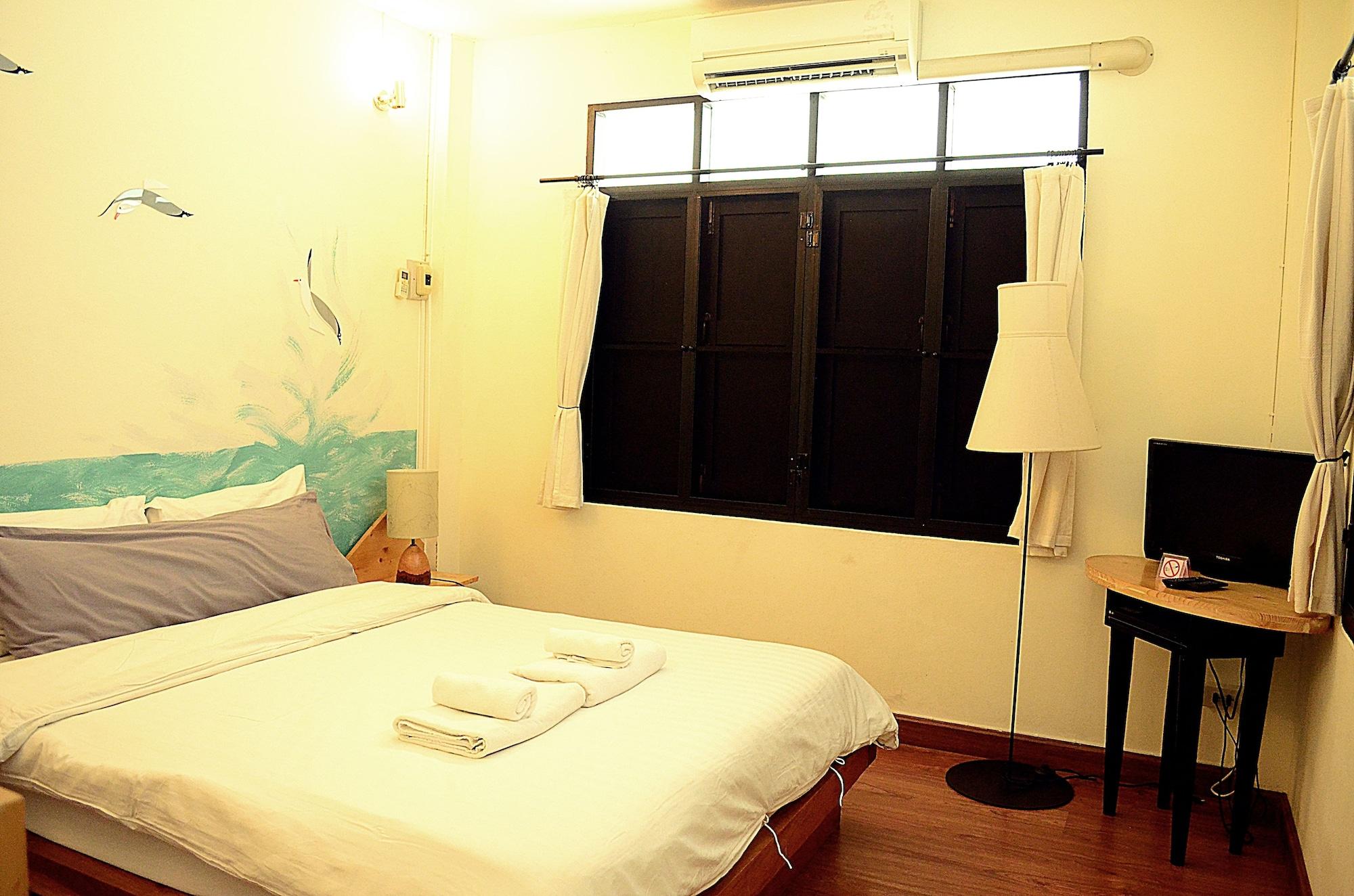 צ'יאנג מאי Early Bird Bed & Breakfast (Adults Only) מראה חיצוני תמונה