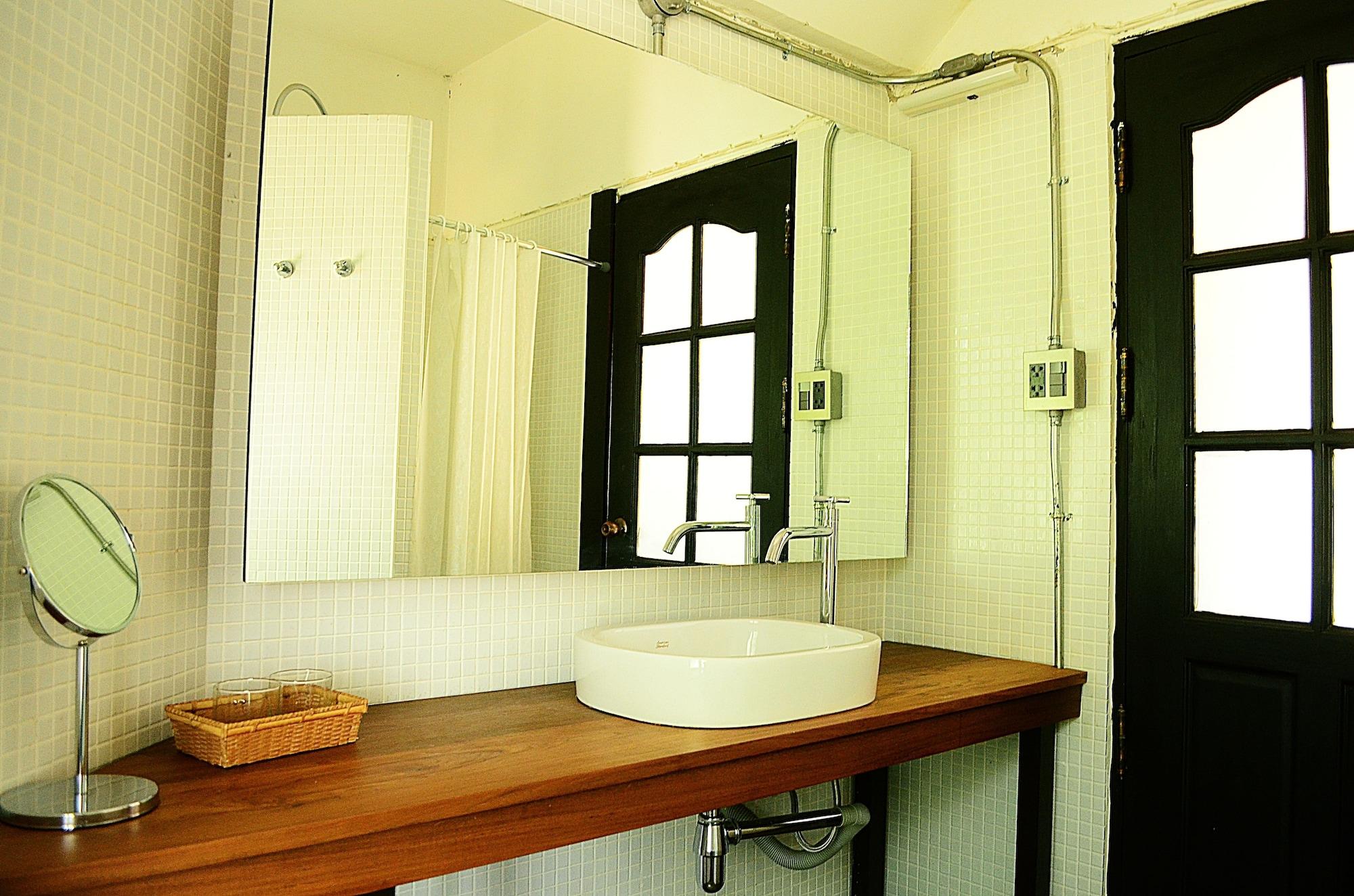 צ'יאנג מאי Early Bird Bed & Breakfast (Adults Only) מראה חיצוני תמונה