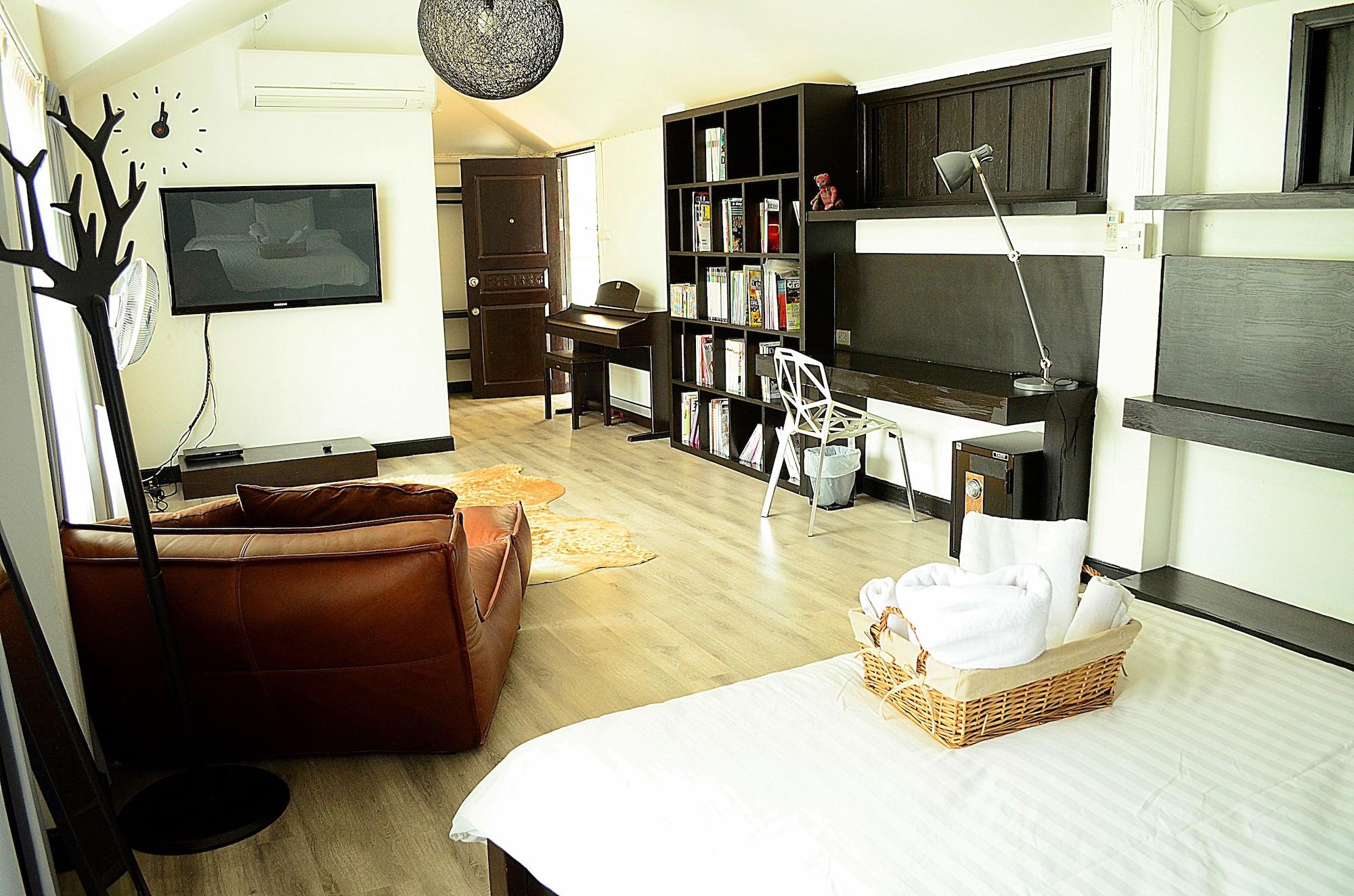 צ'יאנג מאי Early Bird Bed & Breakfast (Adults Only) מראה חיצוני תמונה