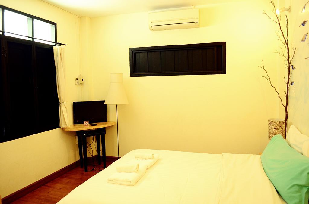 צ'יאנג מאי Early Bird Bed & Breakfast (Adults Only) מראה חיצוני תמונה